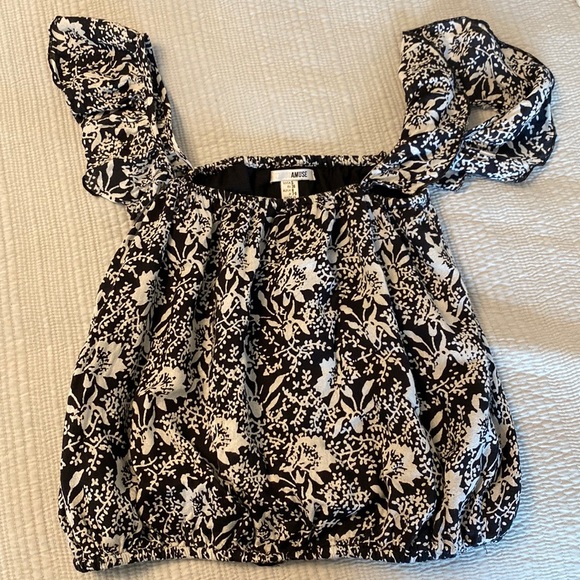 Society Amuse off the shoulder black and white shirt. Size S. Great condition. - Picture 1 of 2